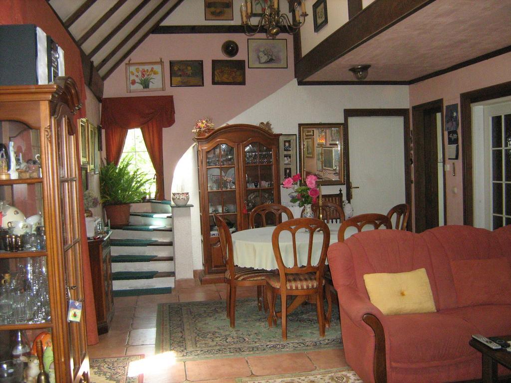 Guest House Westwood Kraljevec Kupinecki Rum bild