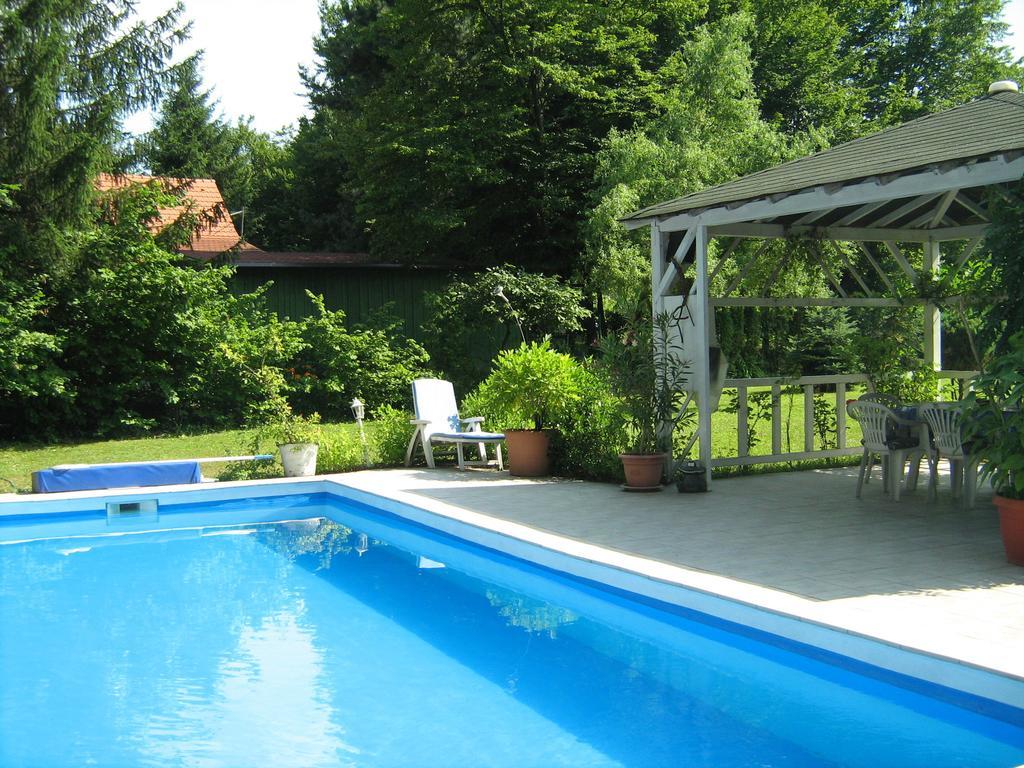 Guest House Westwood Kraljevec Kupinecki Rum bild